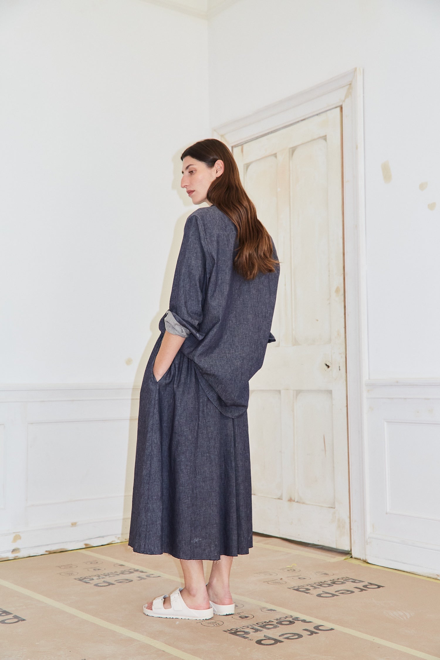 Japanese linen chambray skirt in Indigo.