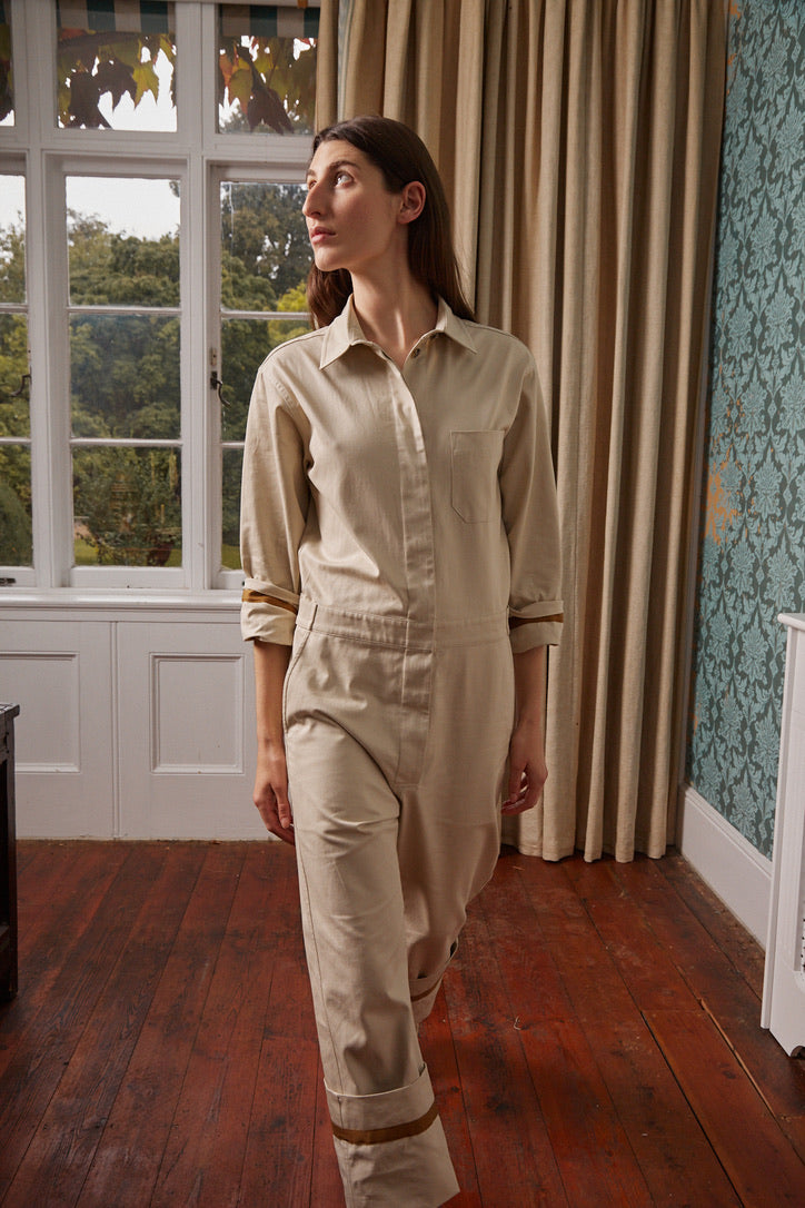 The cotton boiler suit in chalk.