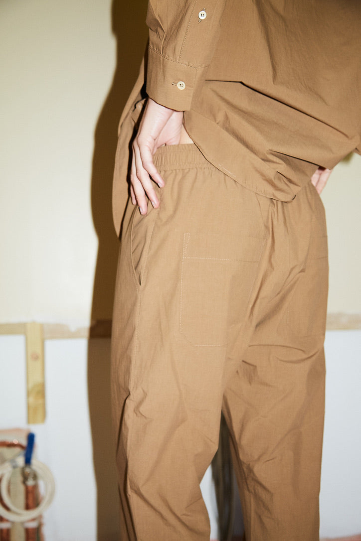 Japanese cotton relaxed pant in Khaki.