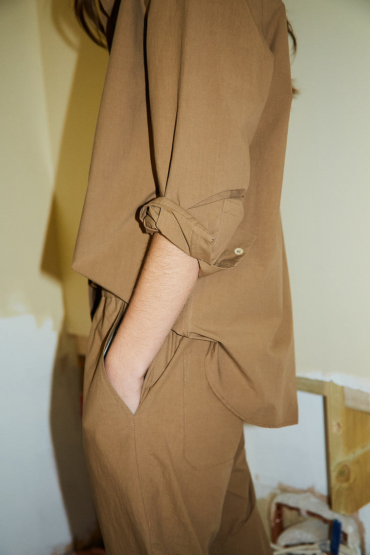 Japanese cotton relaxed pant in Khaki.