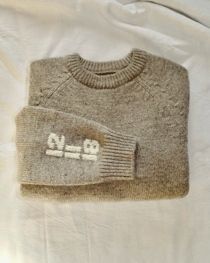 Classic Monogram; Knit stitch.